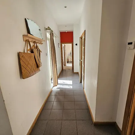 Stunning Bohemian 3 Bedroom Queen Square
