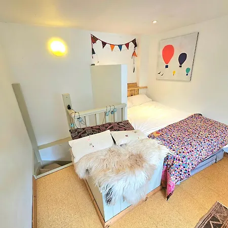 Apartmán Stunning Bohemian 3 Bedroom Queen Square *