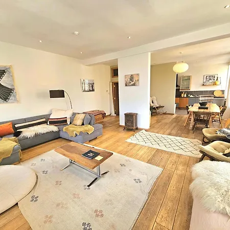 Stunning Bohemian 3 Bedroom Queen Square Bristol
