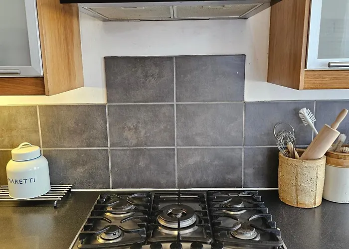 Stunning Bohemian 3 Bedroom Queen Square بريستول