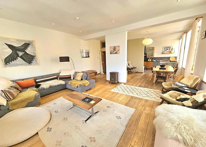 Stunning Bohemian 3 Bedroom Queen Square Bristol