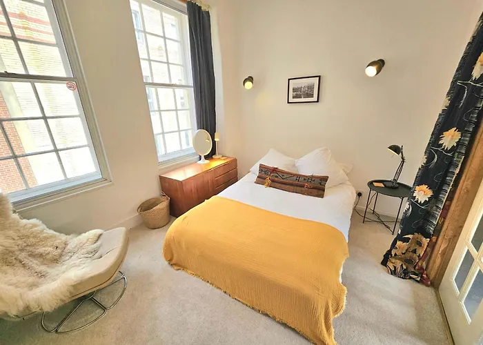 شقة Stunning Bohemian 3 Bedroom Queen Square بريستول