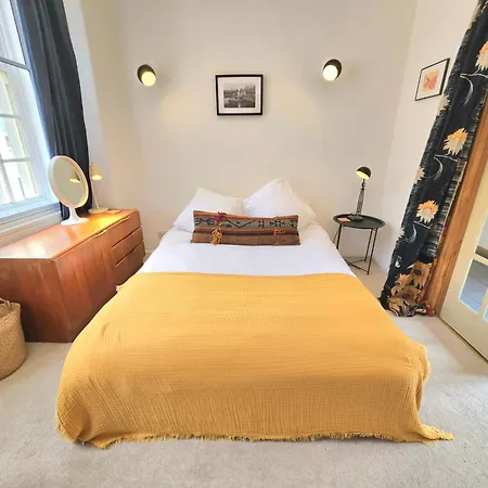 شقة Stunning Bohemian 3 Bedroom Queen Square بريستول