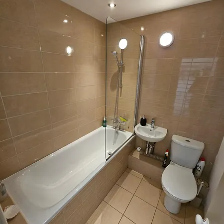 Stunning Bohemian 3 Bedroom Queen Square *